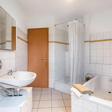 Haus Castellblick Mit Garten شقة